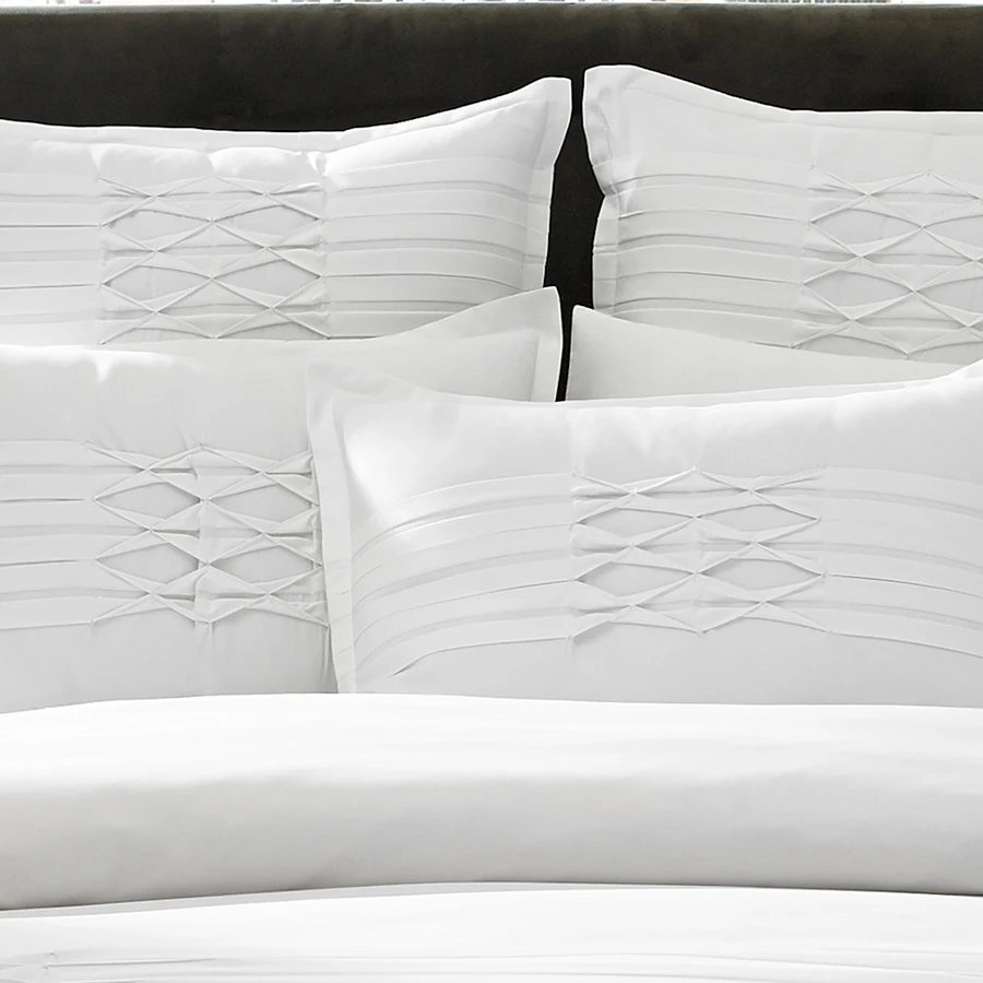 City Scene Triple Diamond White Duvet Set - Image 3
